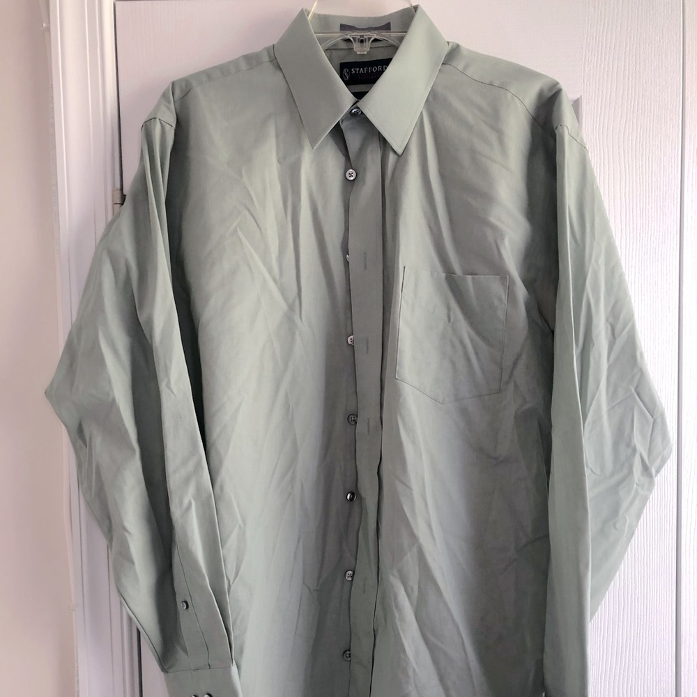 Men’s dress shirt